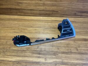 2018-2021 BMW X3 G01 Front Right Side Dashboard Fresh Air Vent Grille Trim OEM