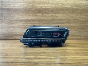2018-2021 Volkswagen Tiguan Front Left Headlight Headlamp Light OEM *NOTE*