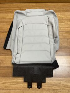 2018-2021 Volkswagen Tiguan Rear Center Upper Seat Cushion Cover 5NN885805G OEM