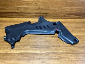 2018-2023 BMW M5 F90 Rear Left Side Underbody Tank Shield Cover OEM *NOTE*