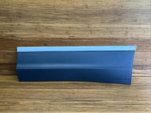 2018-2024 Volkswagen Tiguan Rear Left Door Molding 5NL854949K OEM *NOTE*