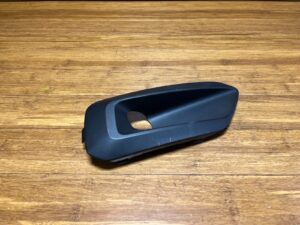 2019-2022 Volvo XC40 T4 Front Right Fog Light Grill Genuine 31449344 OEM *NOTE*