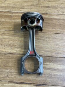 2019-2024 Porsche Macan 95B 2.0L Engine Piston Connecting Rod 57k Miles OEM