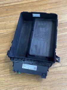 2019-2025 Audi A8 S8 Front Center Console Wireless Phone Charger 4N0863075 OEM