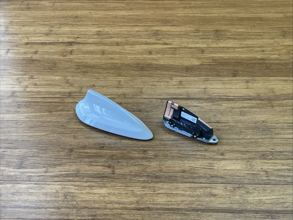 2019-2025 BMW 330i G20 Roof Shark Fin Radio Antenna Module Unit W/ Cover OEM