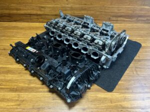 2020-2025 BMW M3 G80 3.0L Engine Cylinder Head Motor W / Cover 1K Miles OEM