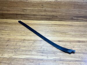 2020-2025 Mercedes GLE350 V167 Front Right Windshield Molding Trim OEM *NOTE*