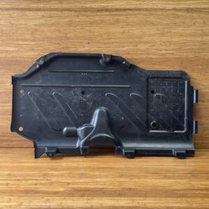 2020-2025 Mercedes GLS450 X167 Rear Right Undertray A1676809701 OEM *NOTE*