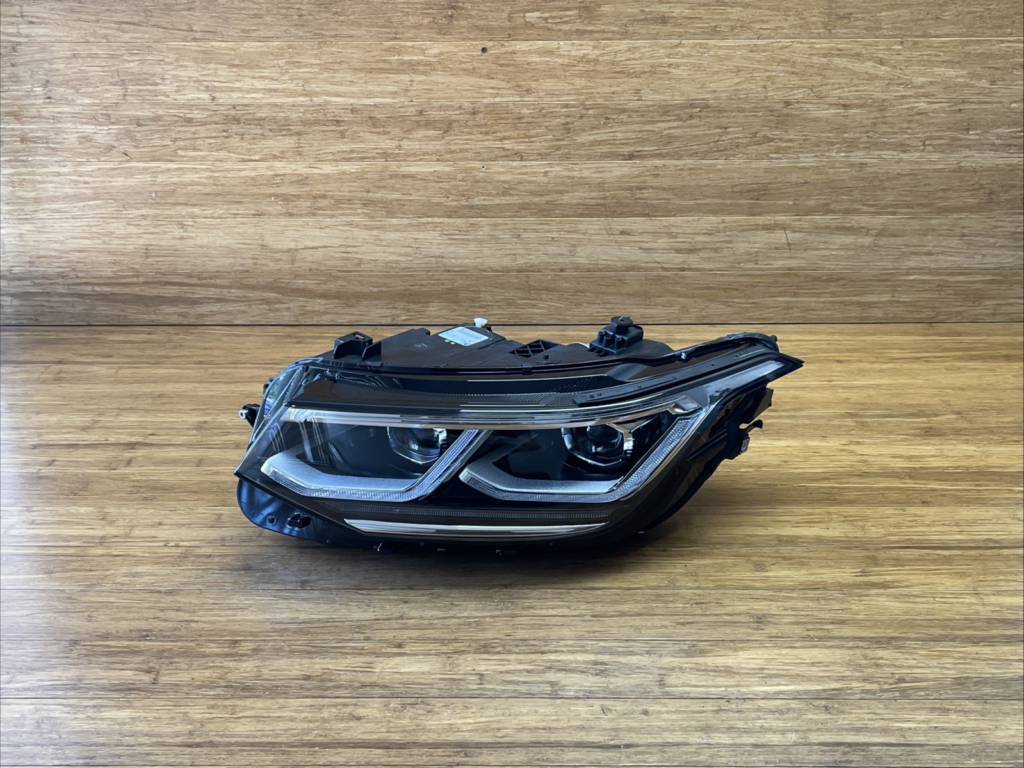 2021-2024 Volkswagen Tiguan LED Headlight Lamp Assembly Front Left Side OEM