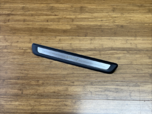 2022-2025 BMW I4 G26 Front Left or Right Door Sill Scuf Plate 9492984 OEM *NOTE*