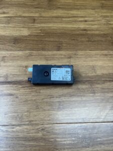 2023-2026 BMW X1 U11 SUV Antenna Amplifier AM/FM Radio 65205A4FF05 OEM